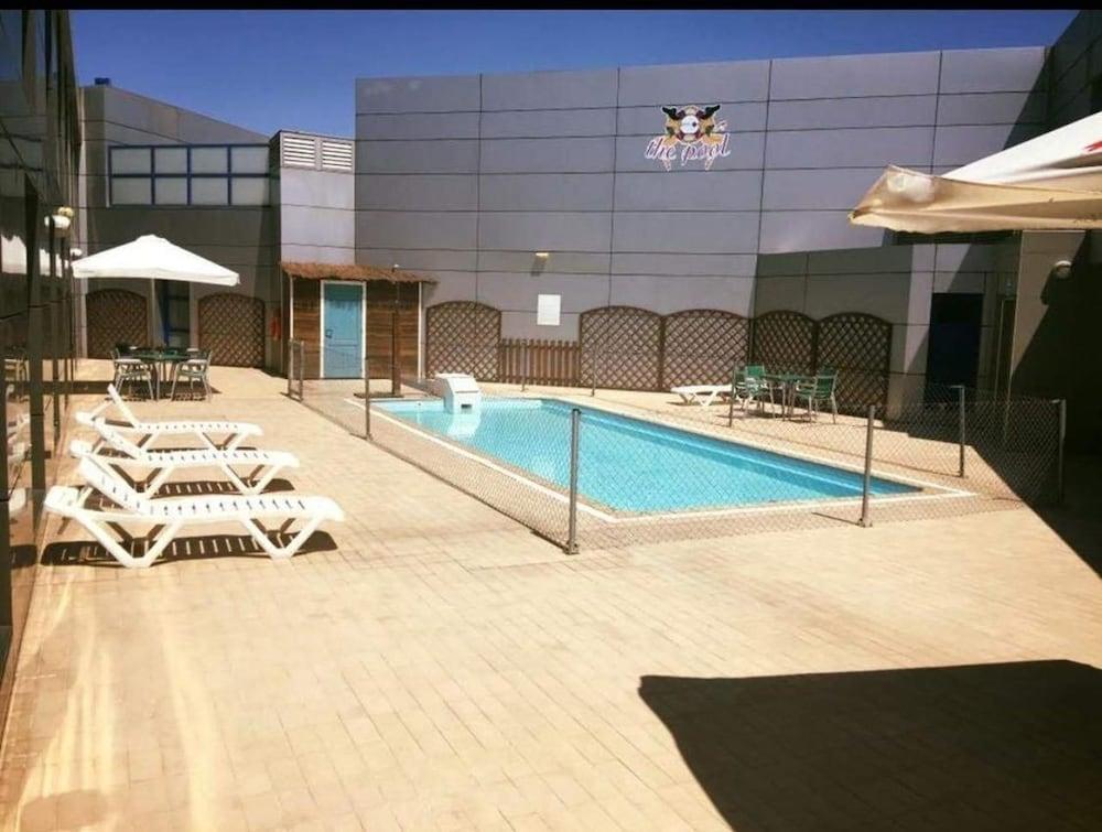 Iraipe Logrono Hotel Exterior photo