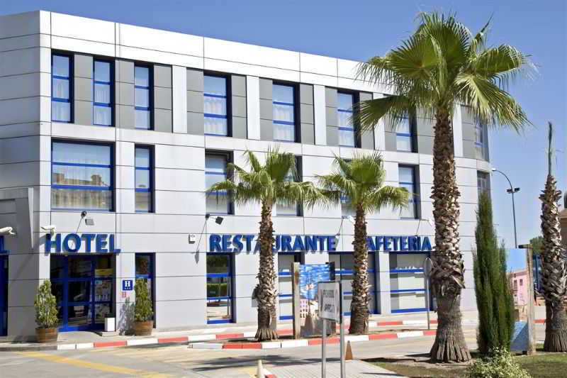 Iraipe Logrono Hotel Exterior photo
